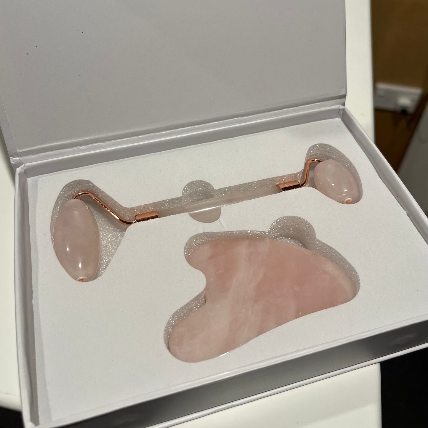 Rose Quartz Roller & Gua Sha Pack