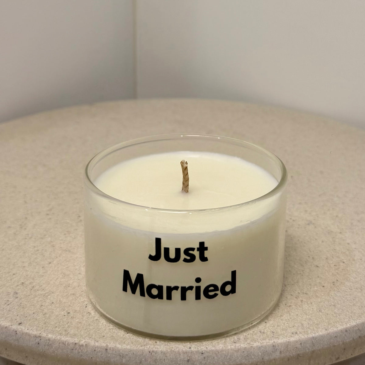 Just Married candle (225g)