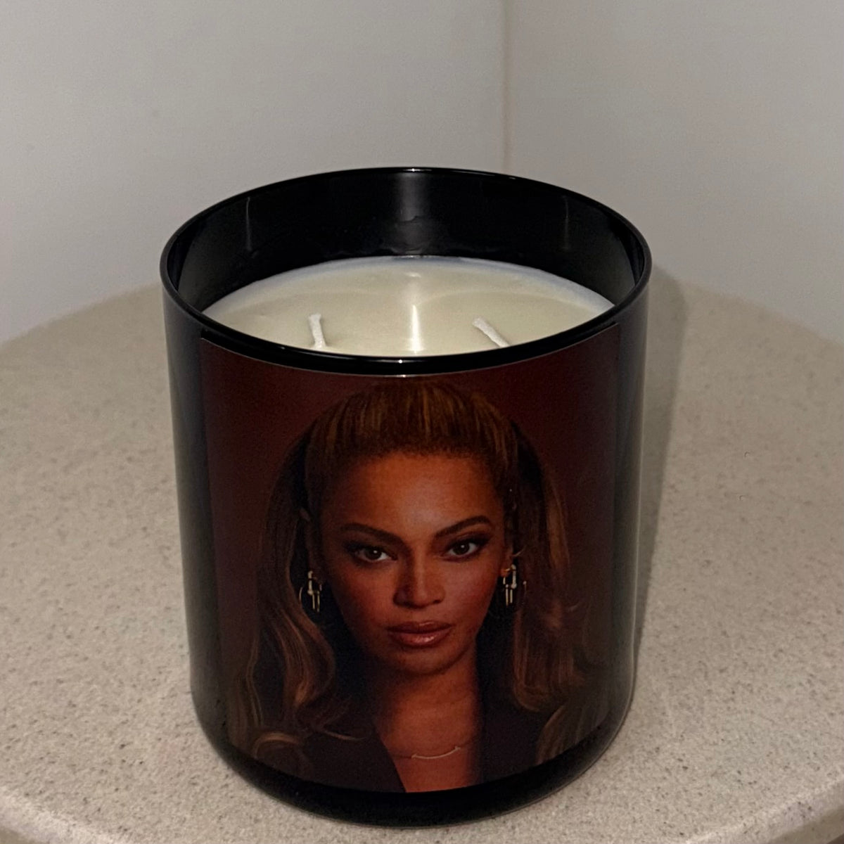 Beyonce Inspired Candle (450g)