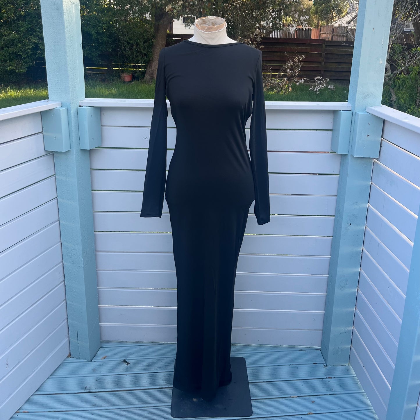 Long Sleeve Backless Dress