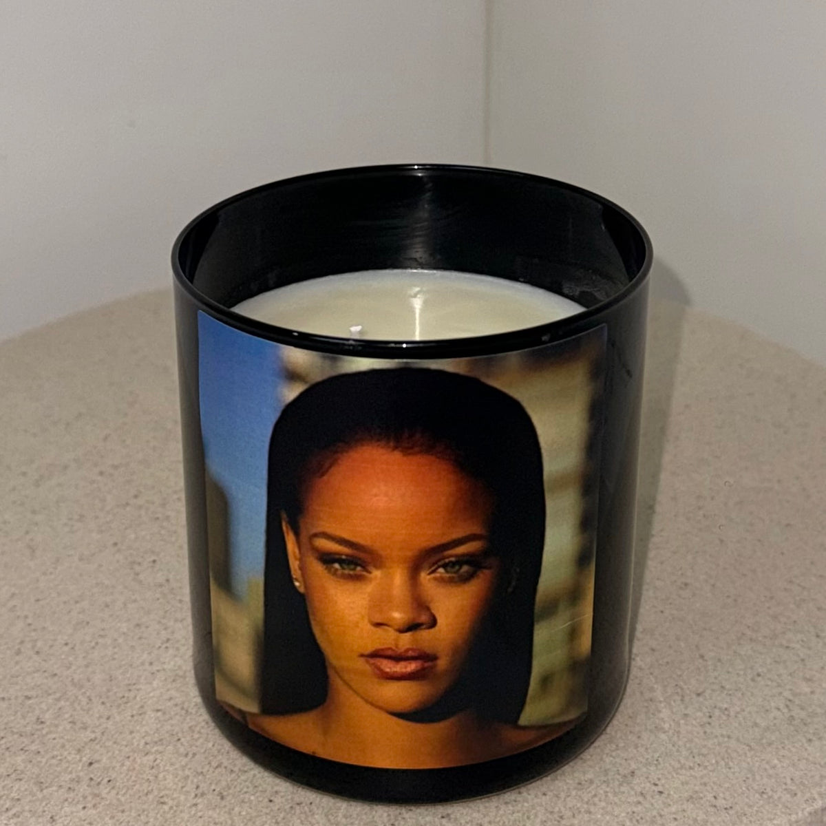 Rihanna Inspired Candle (450g)