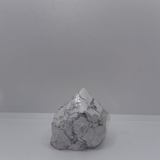 Howlite Cut Base Point