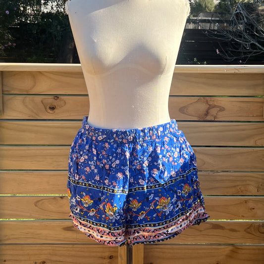 Blue High Waist Boho Print Elastic Waist Frill Hem Shorts