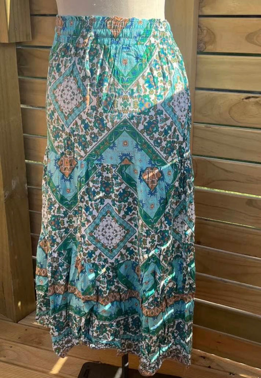Boohoo Green Skirt